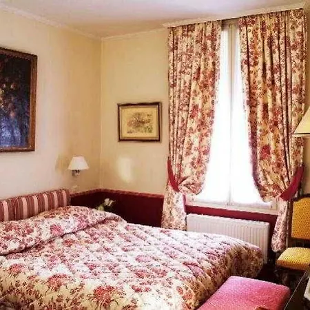 Exelmans Hotel 2*